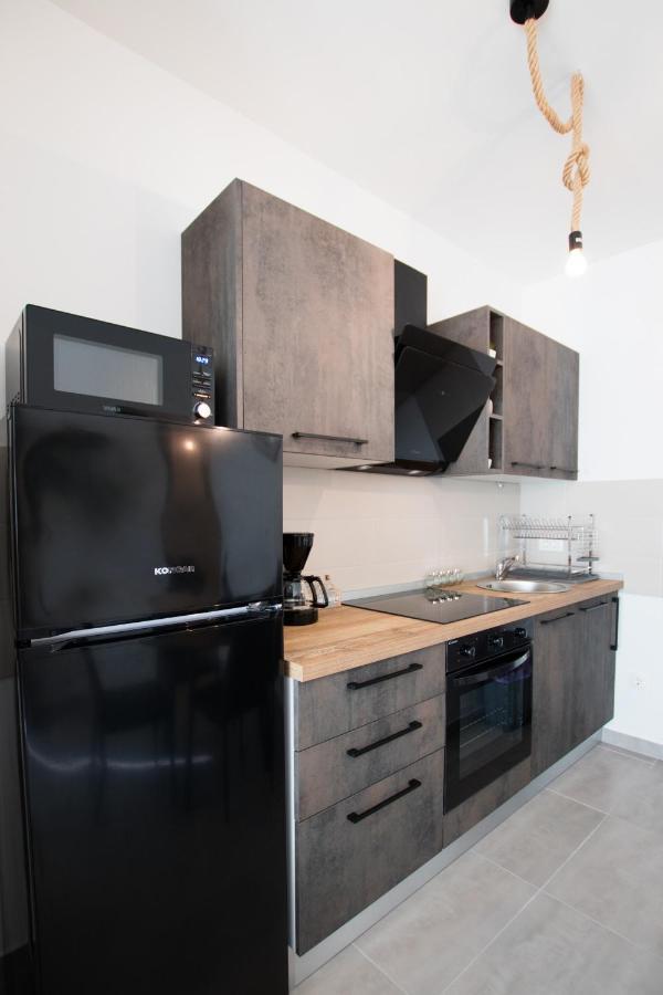 4 * Apartment Sunset Close To The Sea คาชเตลา ภายนอก รูปภาพ